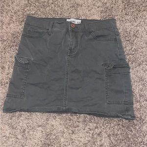 army green abercrombie kids 11/12 skirt